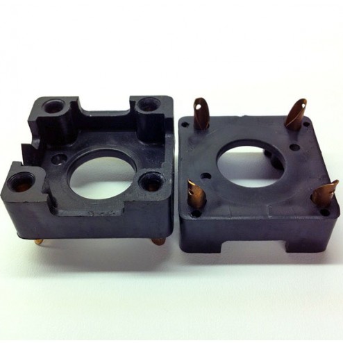 4 Pin Black plastic Socket  DA100