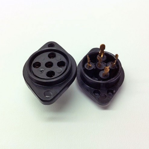 4-5 Pin B4/B5 Black Plastic Socket