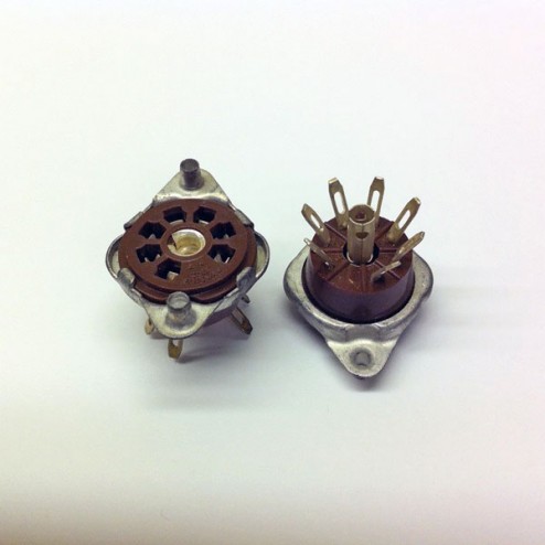 7 Pin B7G Ediswan Bottom Chassis Mount Socket
