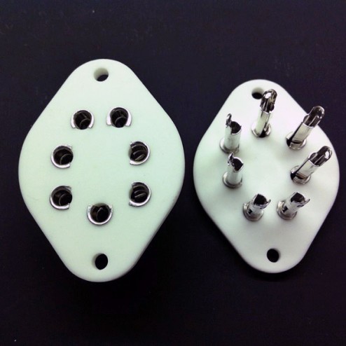 7 Pin B7 Ceramic Socket